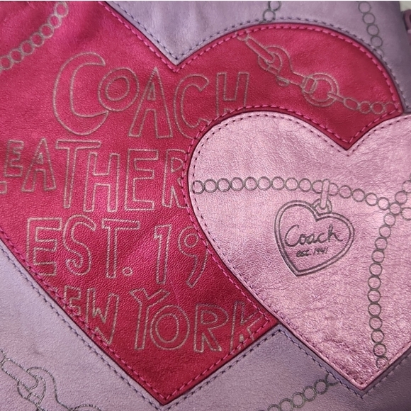 RARE COACH CROSSBODY BAG & MATCHING WRISTLET - Picture 2 of 8